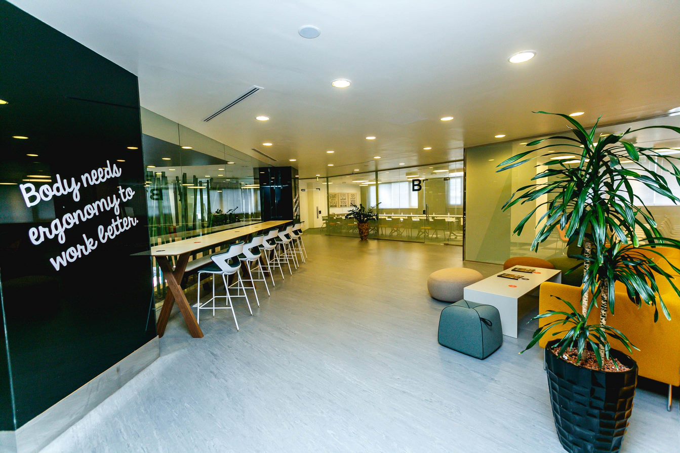 Alfardan Center photo 4