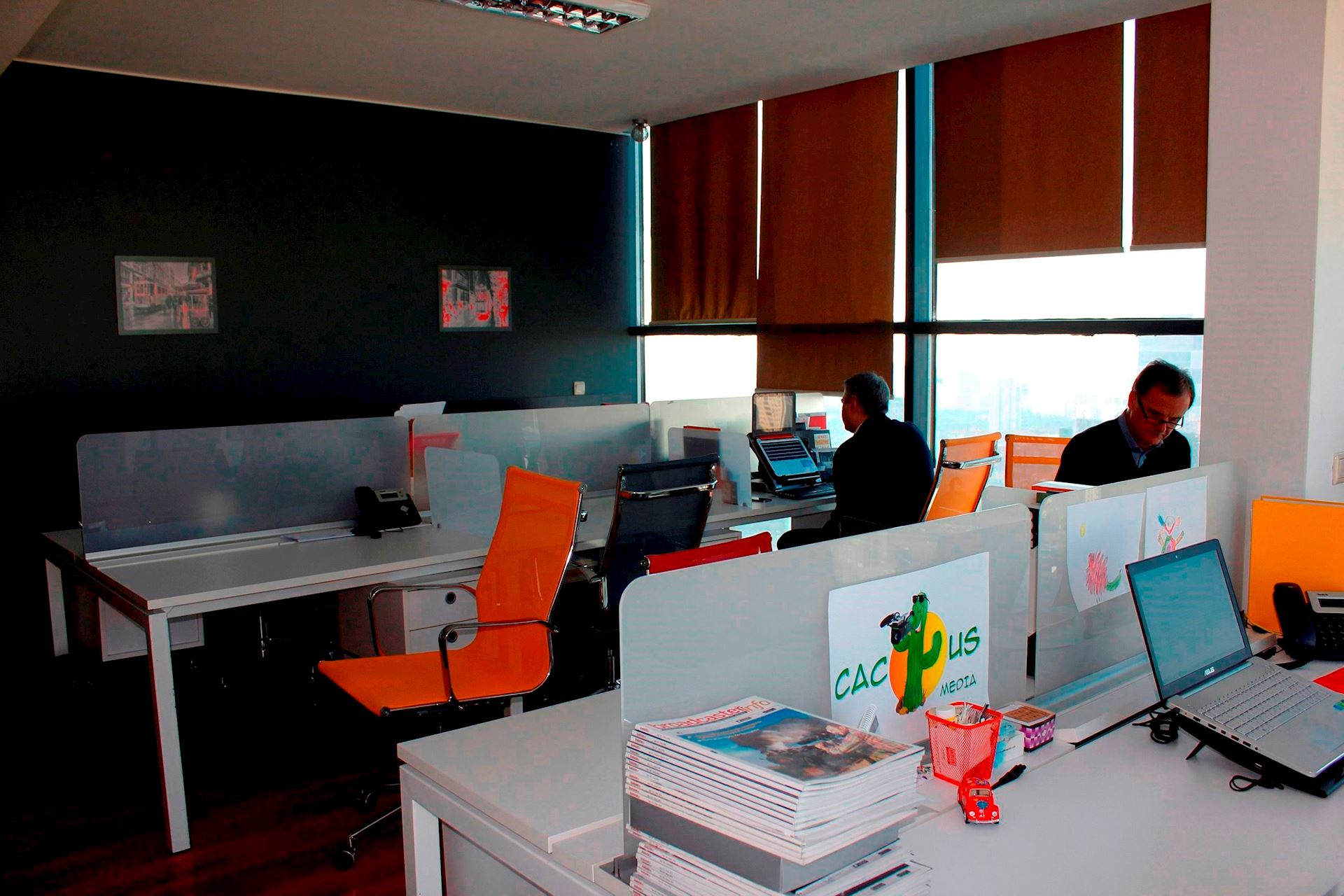 Flora Suite Office photo 5