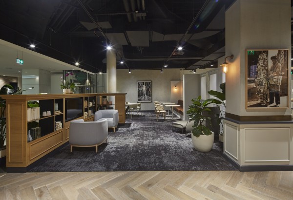 The Porter Executive Lounge  photo 3