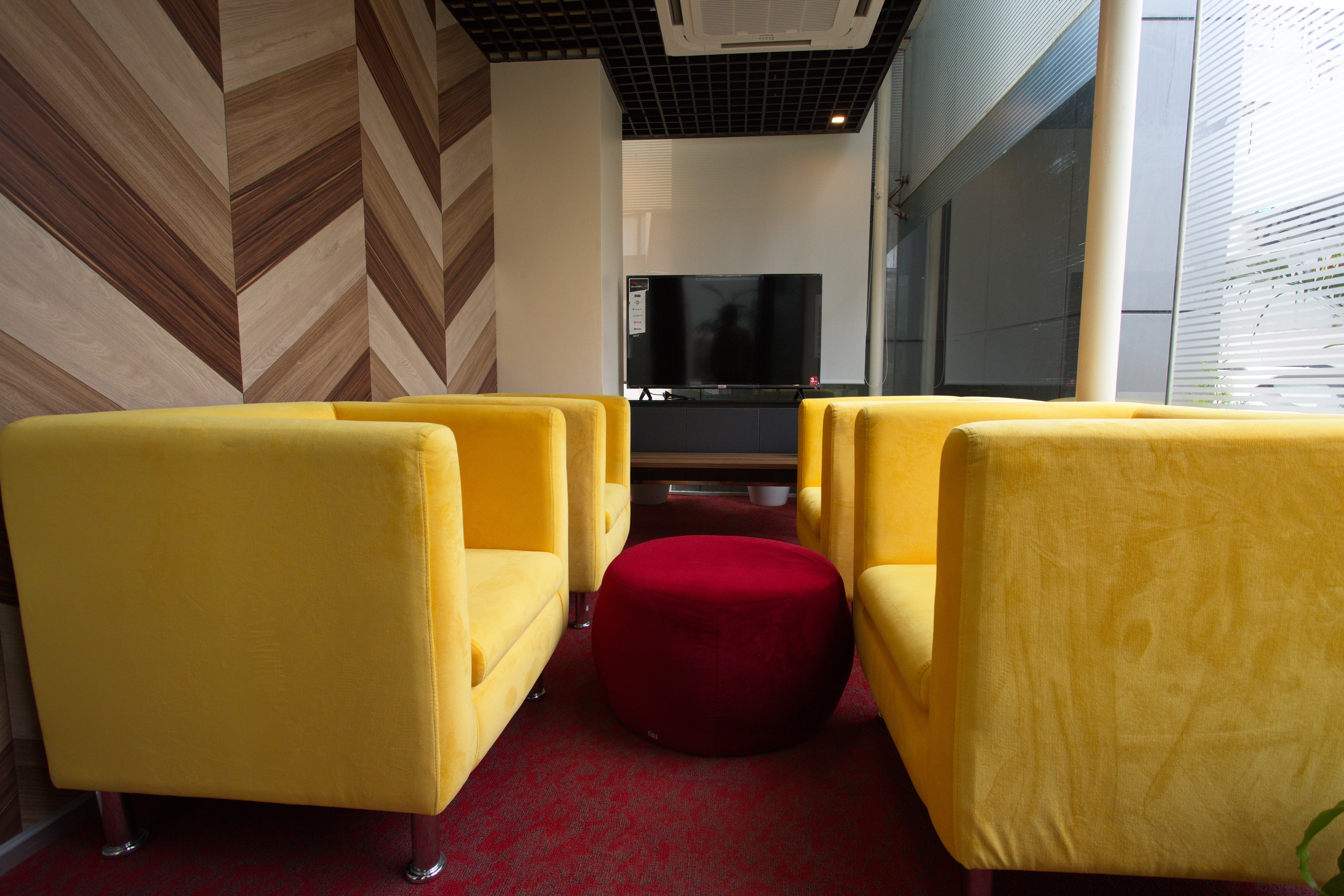 Sirius Building photo 2