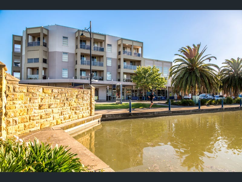 Mawson Lakes 2 photo 2