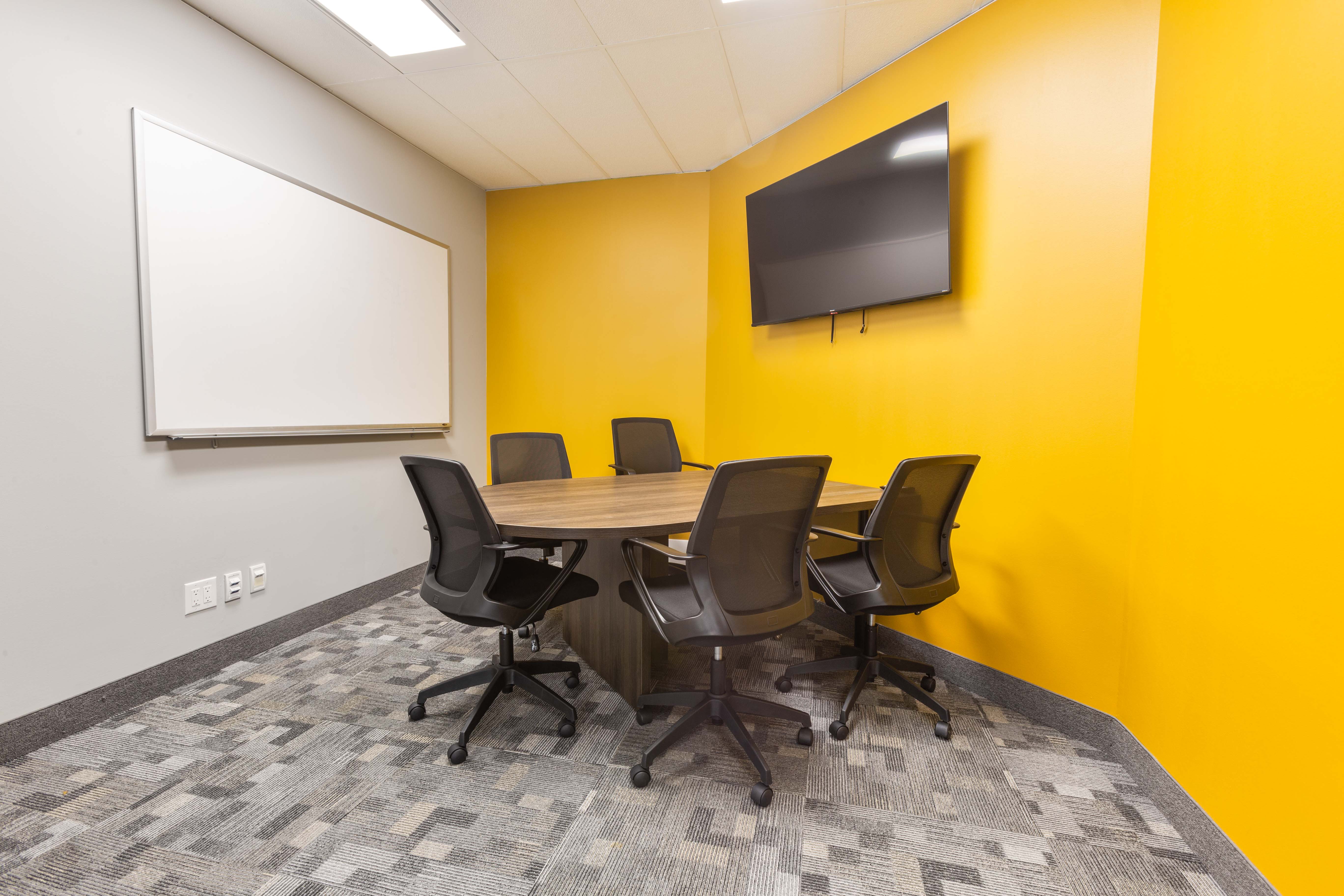 6733 Mississauga Road photo 10