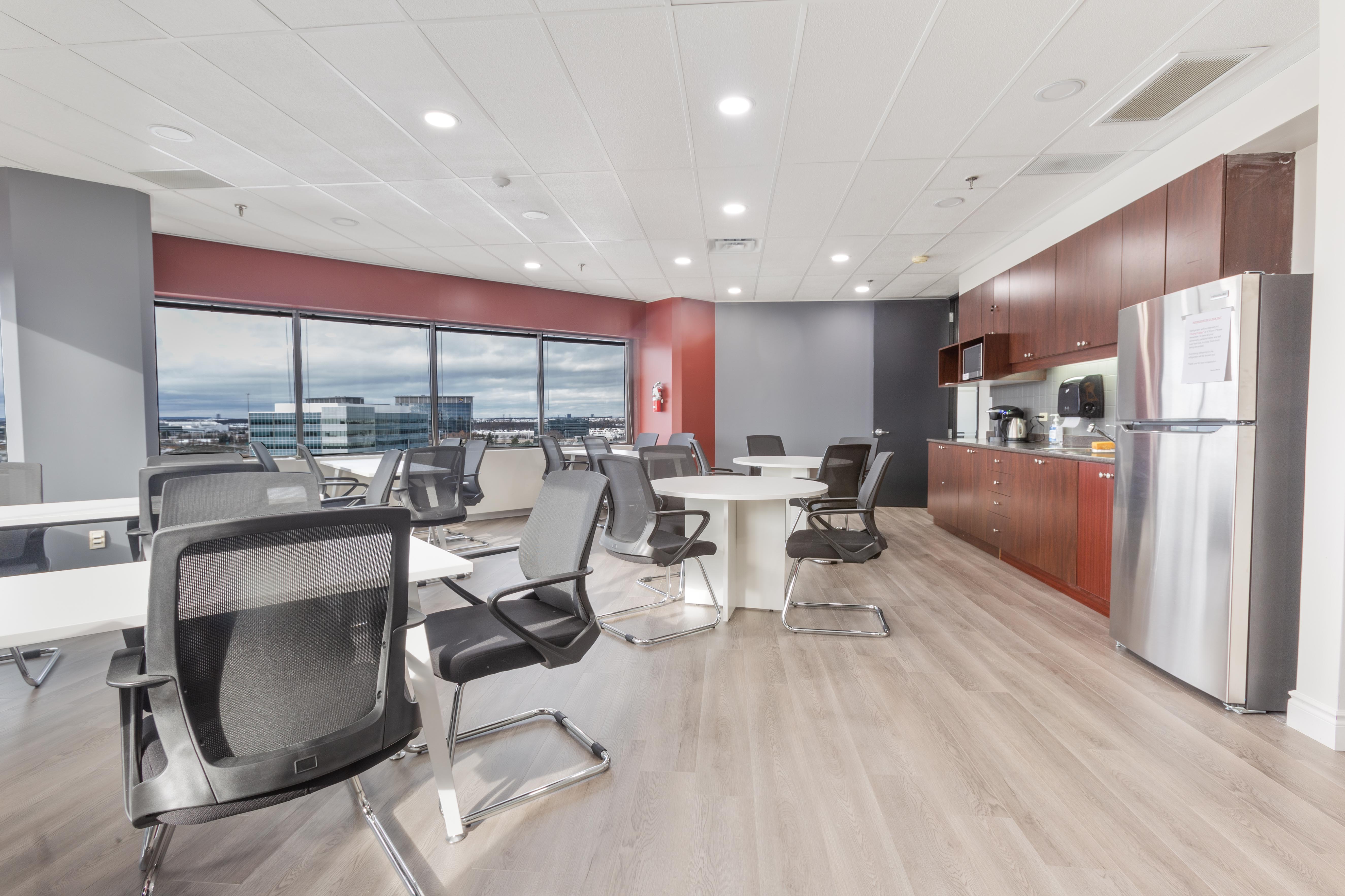 6733 Mississauga Road photo 6