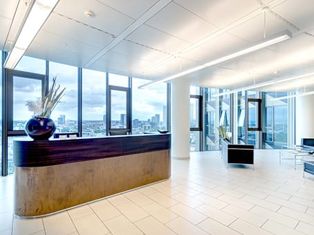 Frankfurt, Tower 185 photo 8