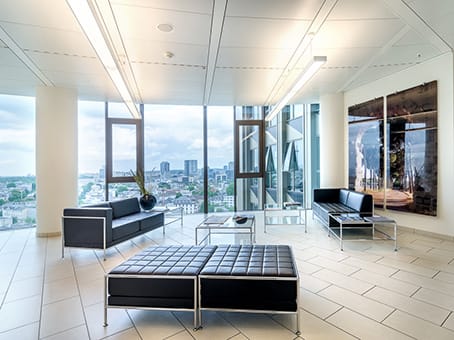 Frankfurt, Tower 185 photo 4