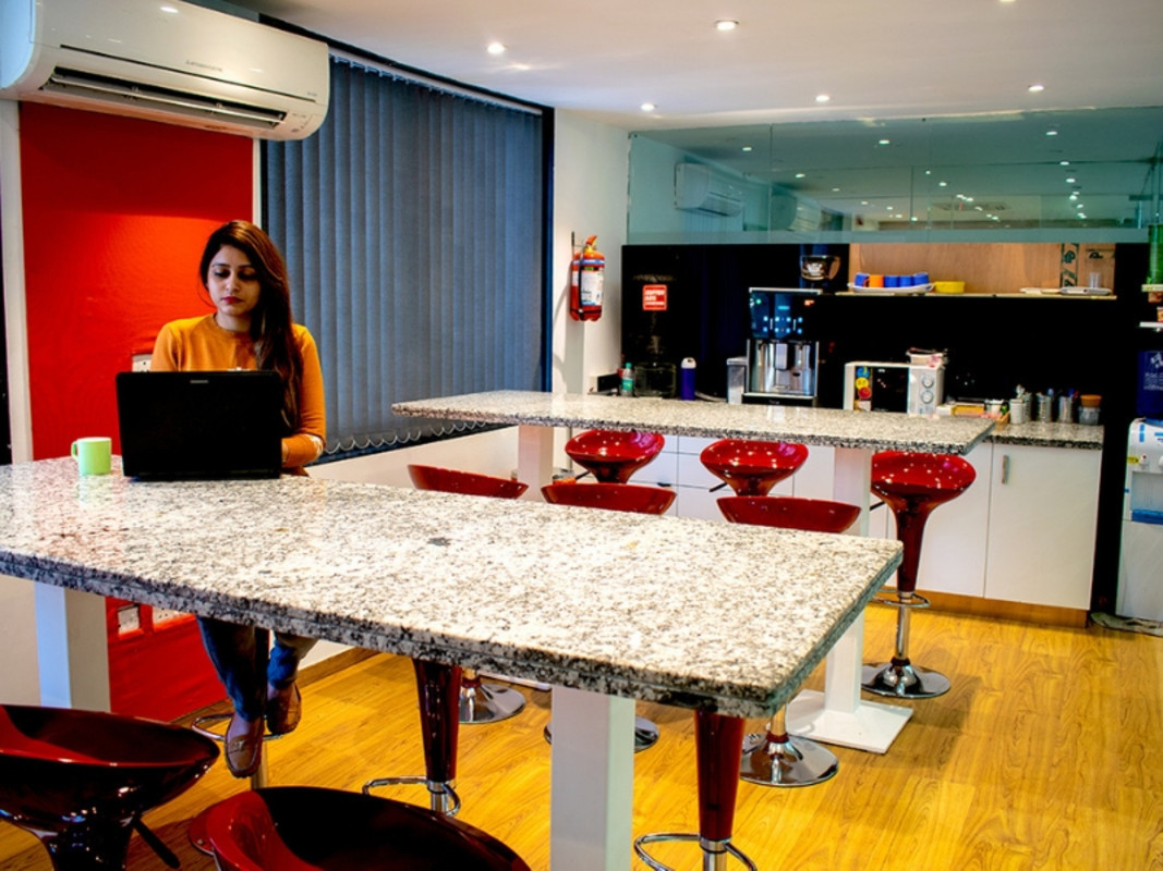 Okhla Phase-2 photo 6