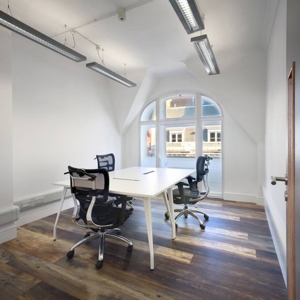 14 Hanover Square photo 5