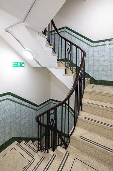 75 New Bond Street photo 2