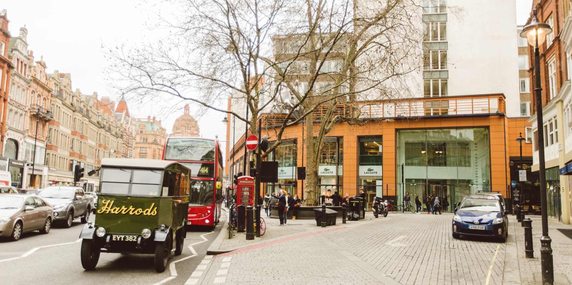 1 Knightsbridge Green