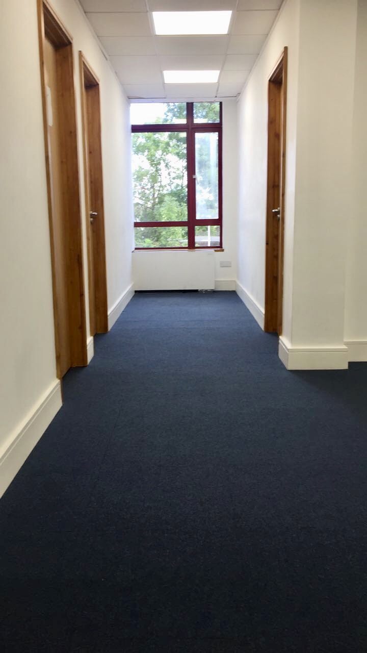 Uxbridge House photo 2