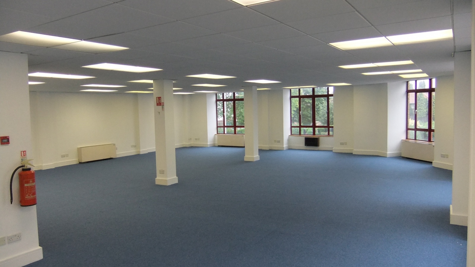 Uxbridge House photo 3