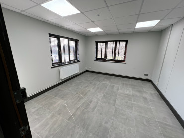 1 Badhan Court photo 4