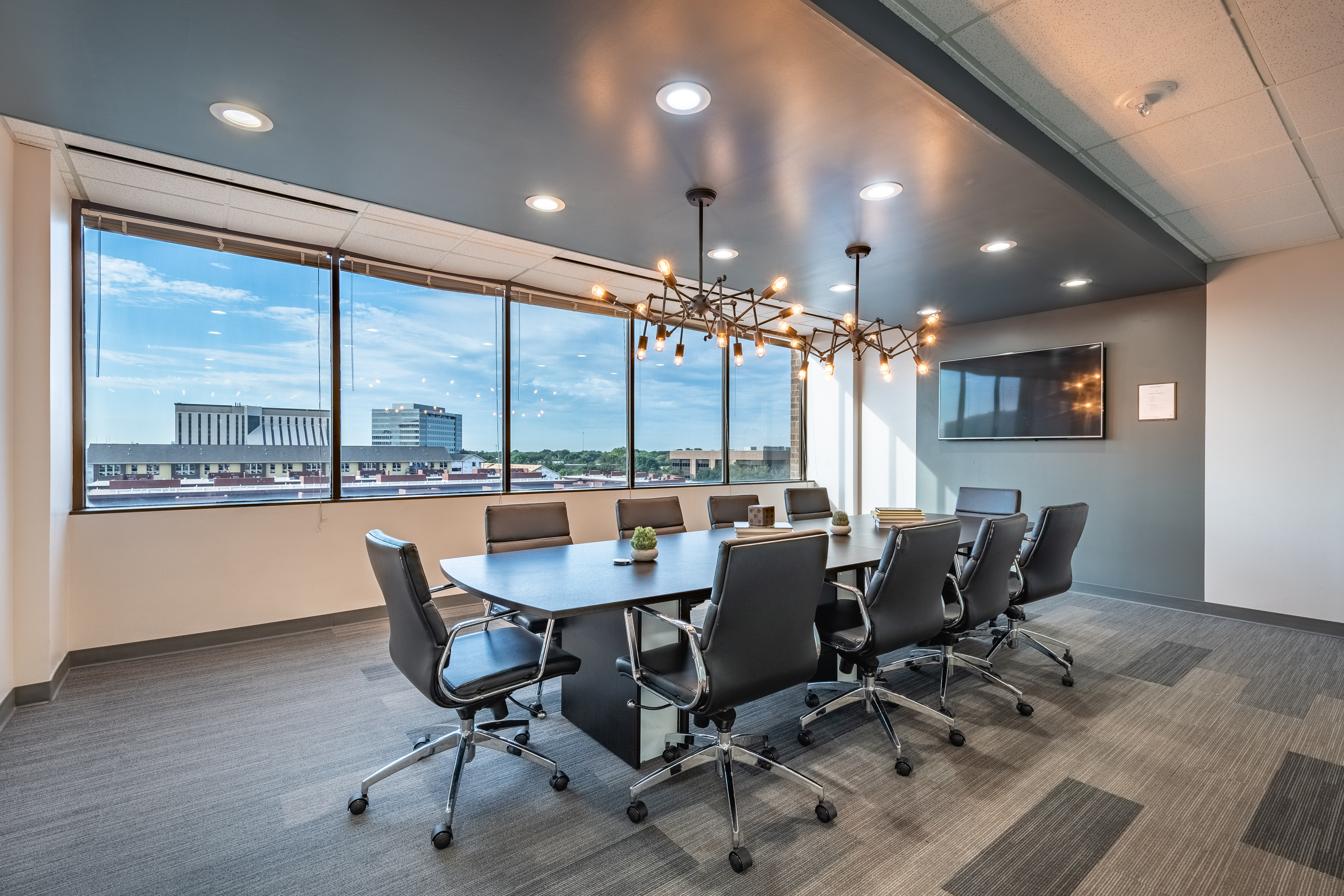 4099 McEwen photo 7