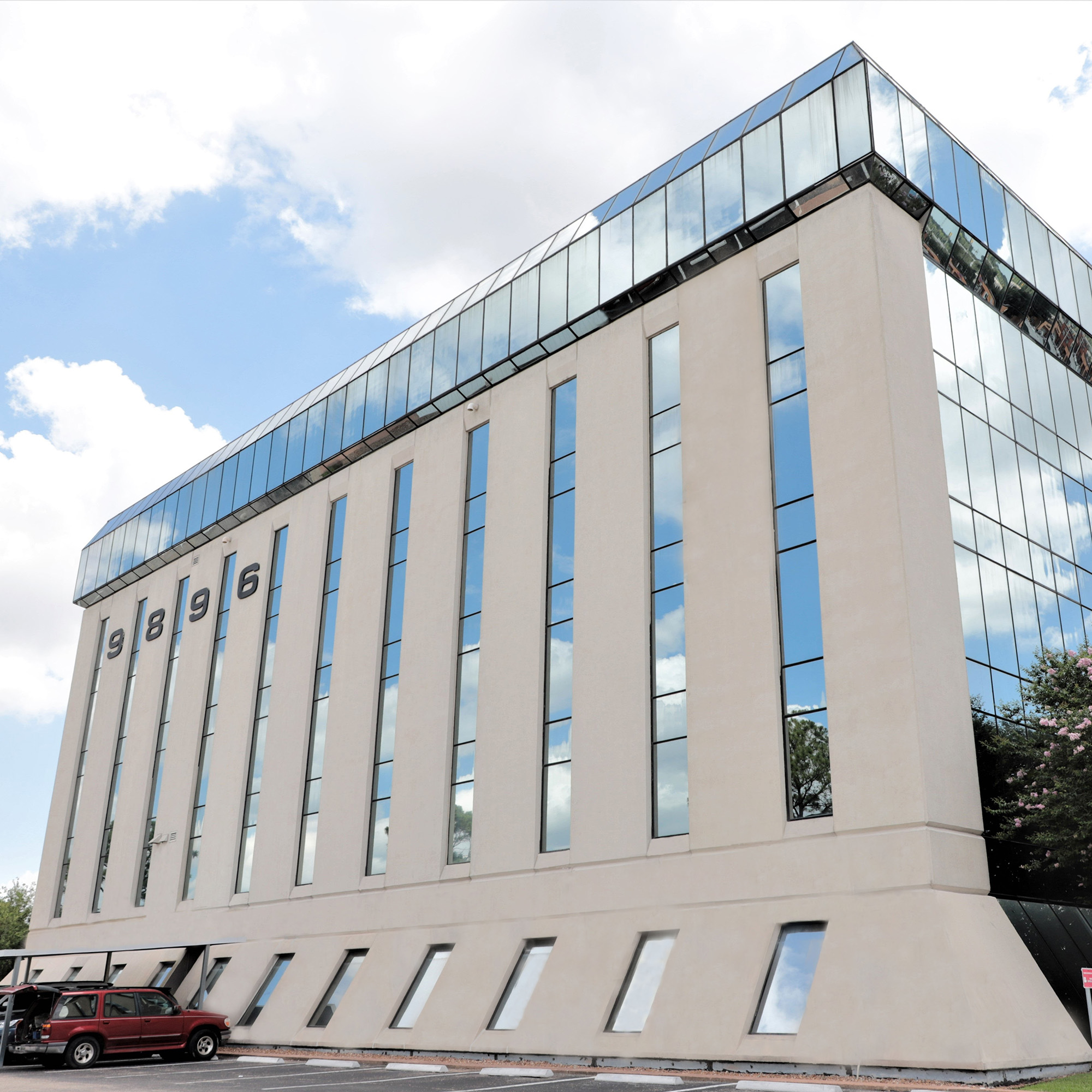 9896 Bissonnet Street