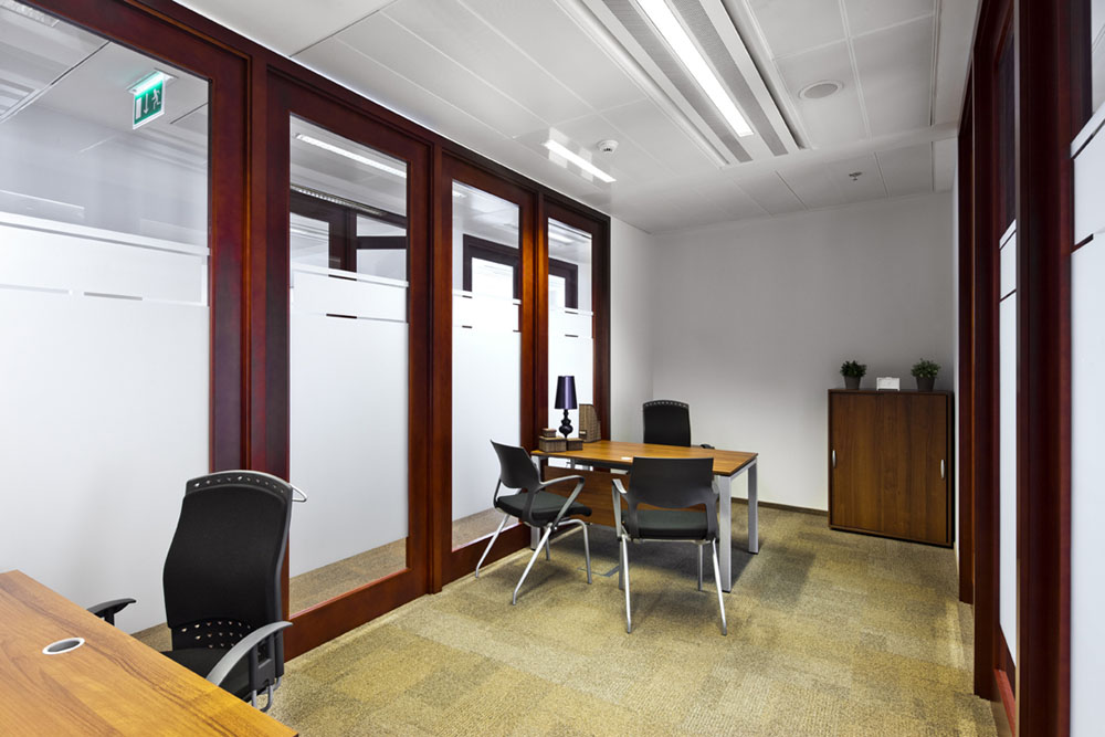 ZlOTE TARASY BUSINESS CENTER