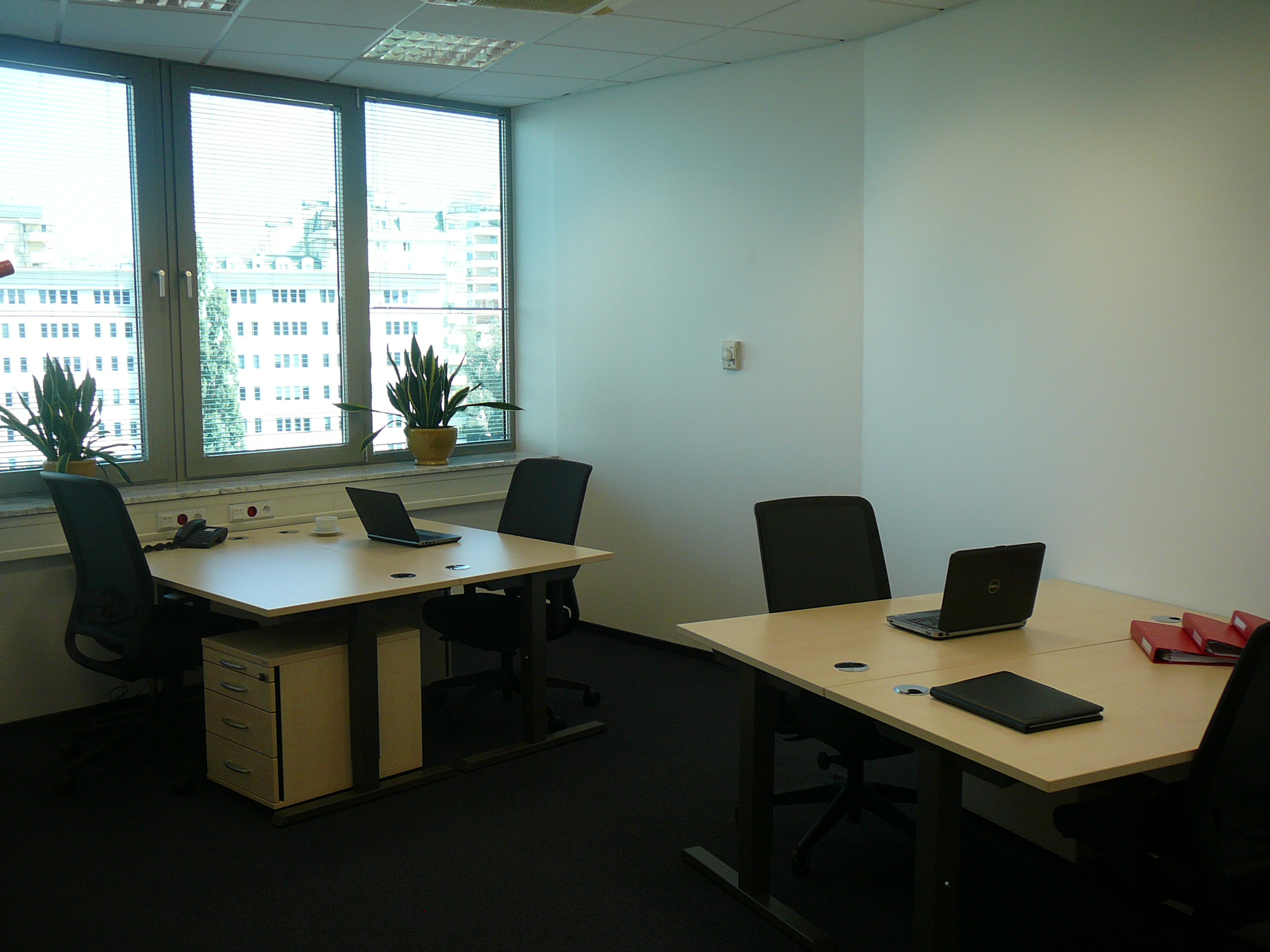 Business Center Ogrodowa 58 photo 3