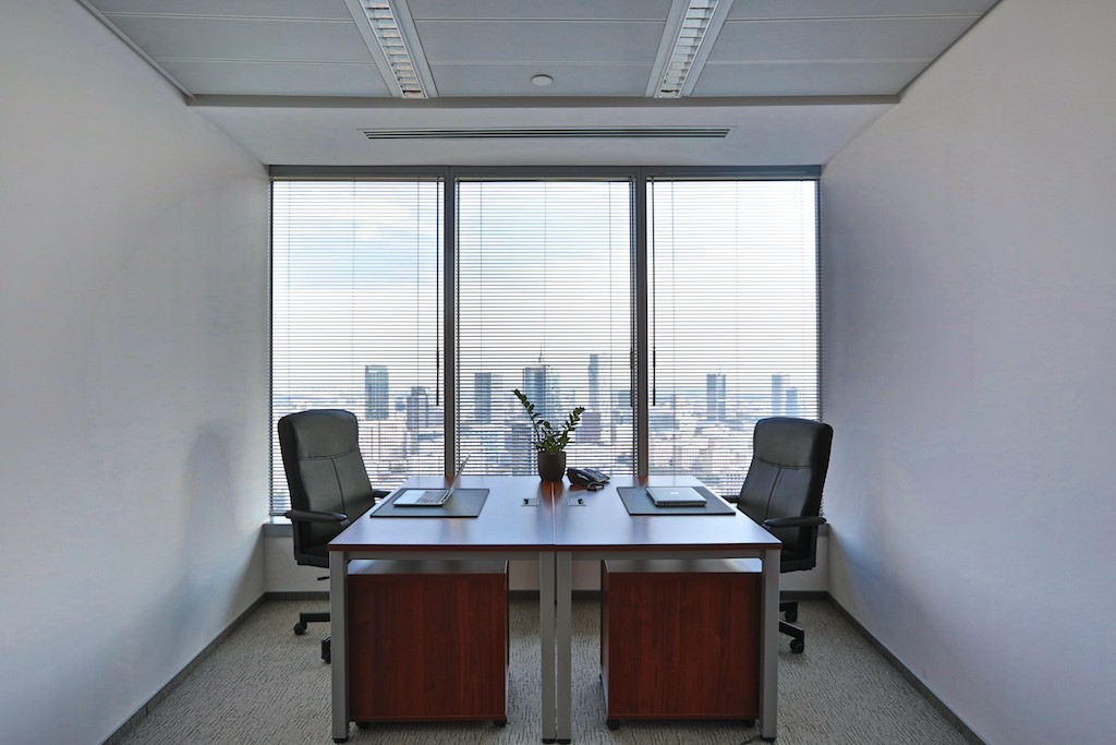 WARSAW TRADE TOWER photo 9