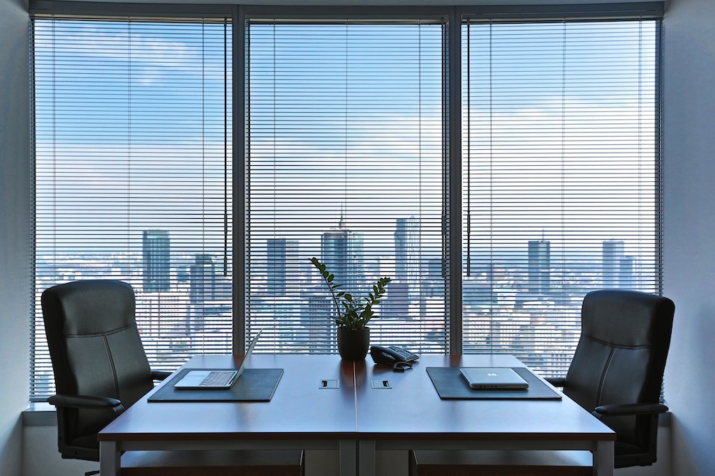 WARSAW TRADE TOWER photo 10