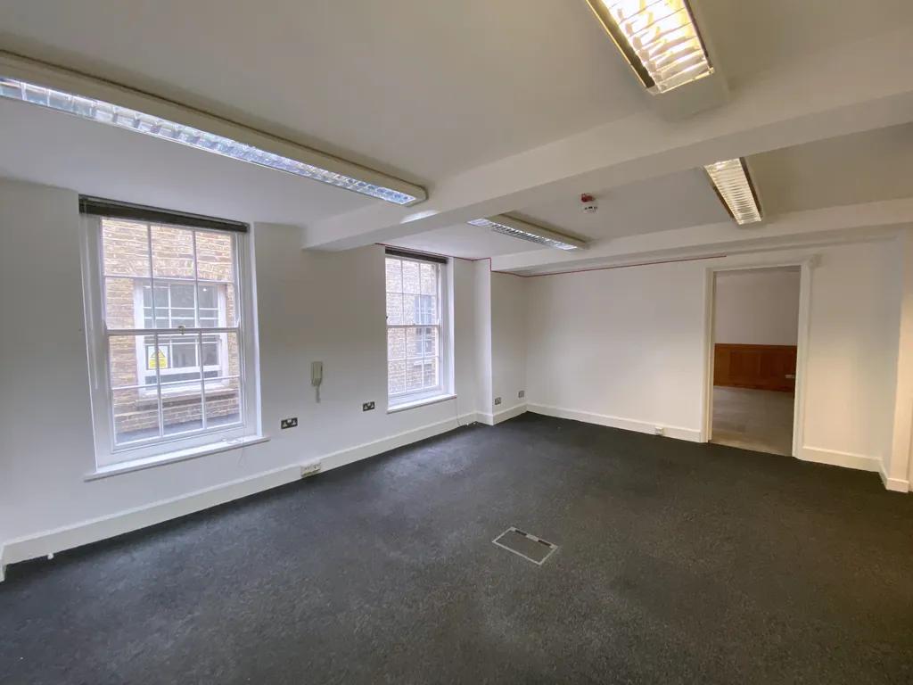 Gun House, 1 Artillery Passage photo 6