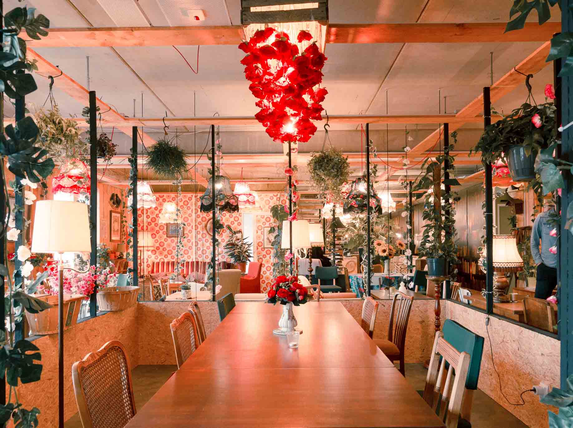 SECRET GARDEN BERTRANGE