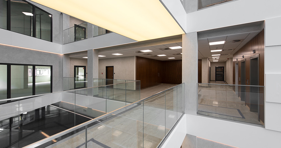 Nicolas business center