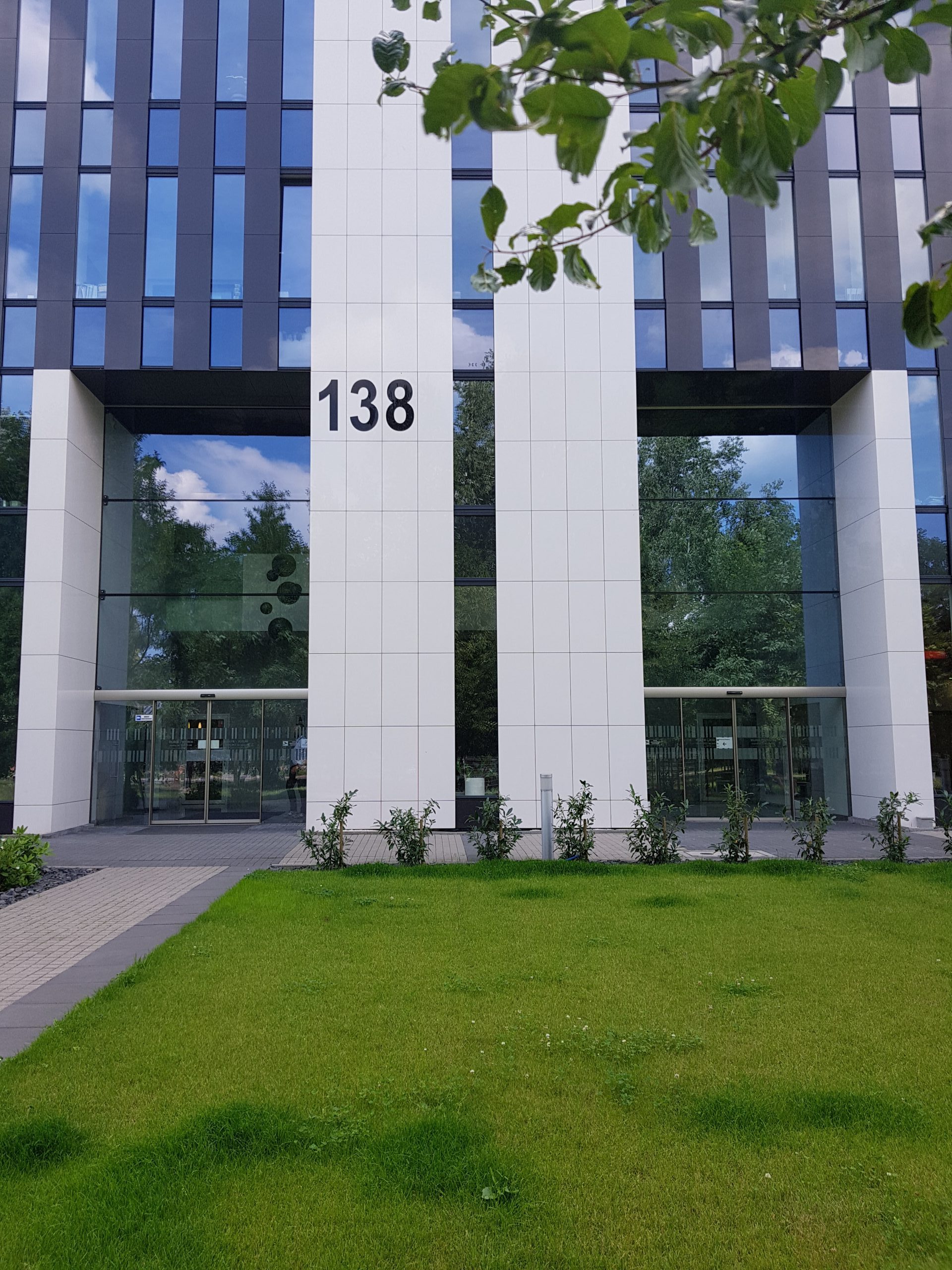 West Business Center photo 6