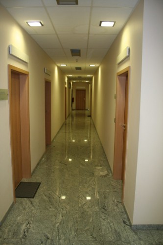 WALLSTHOUSE photo 6