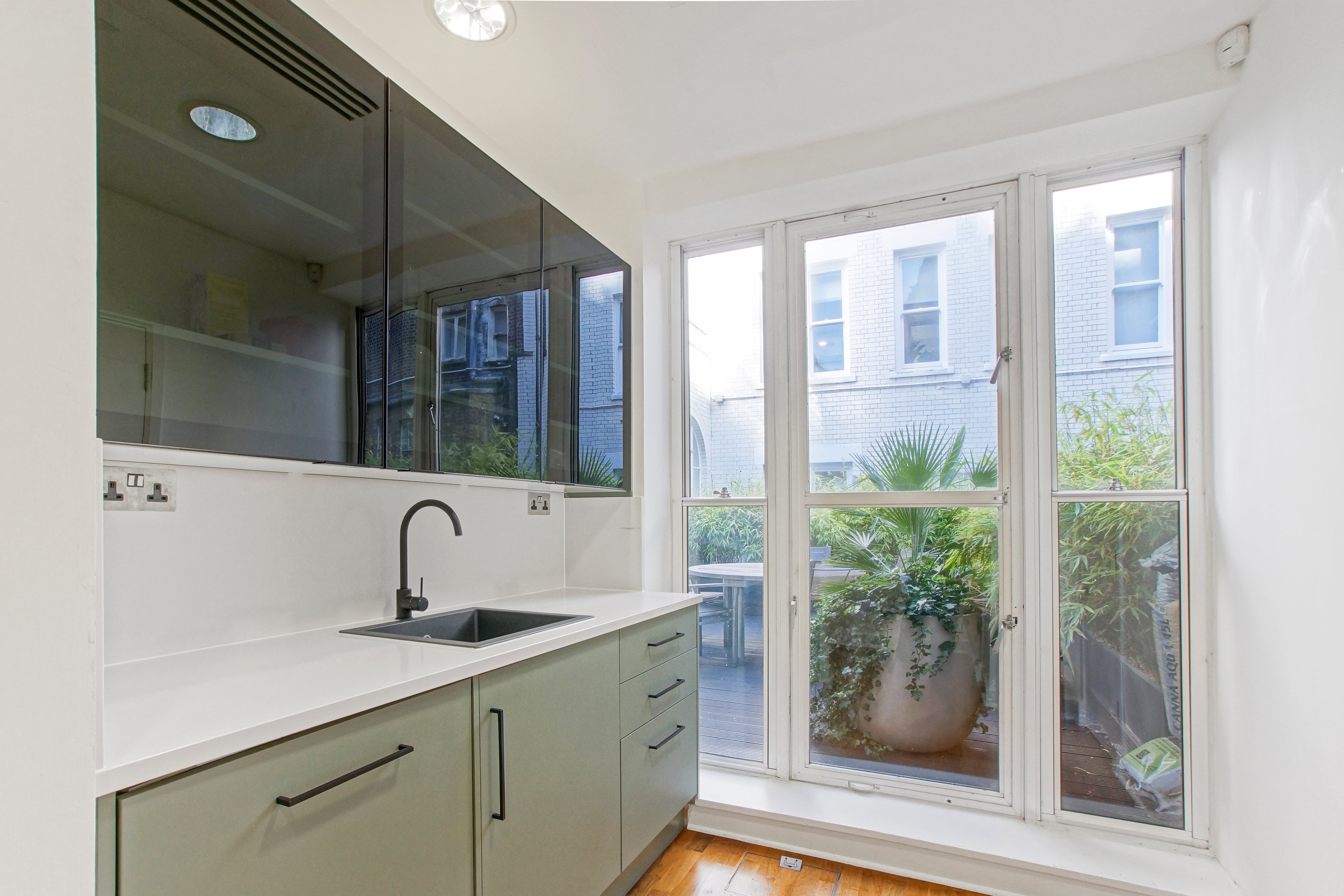 18 Cavendish Square photo 7