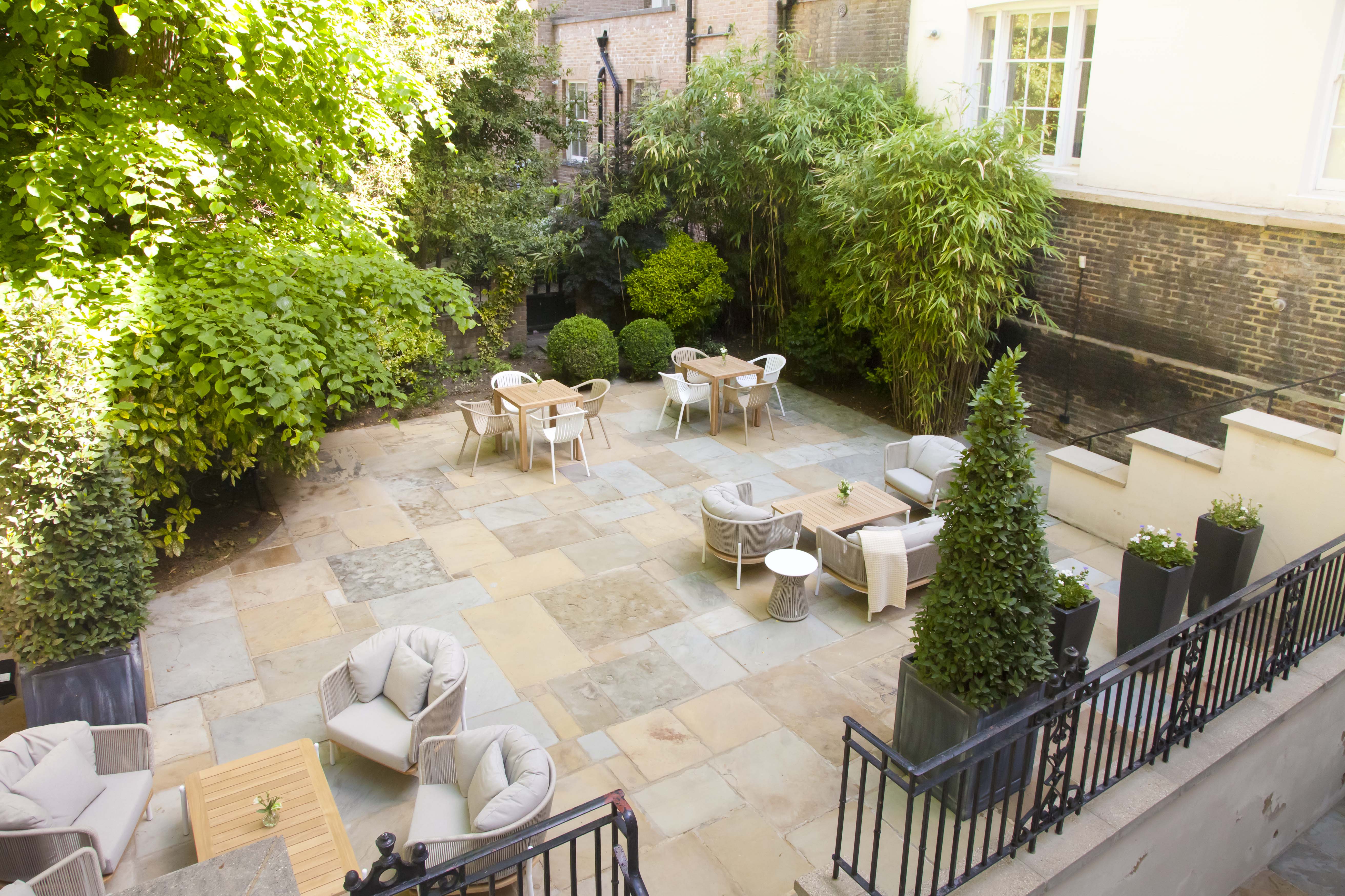 53 Davies Street photo 4