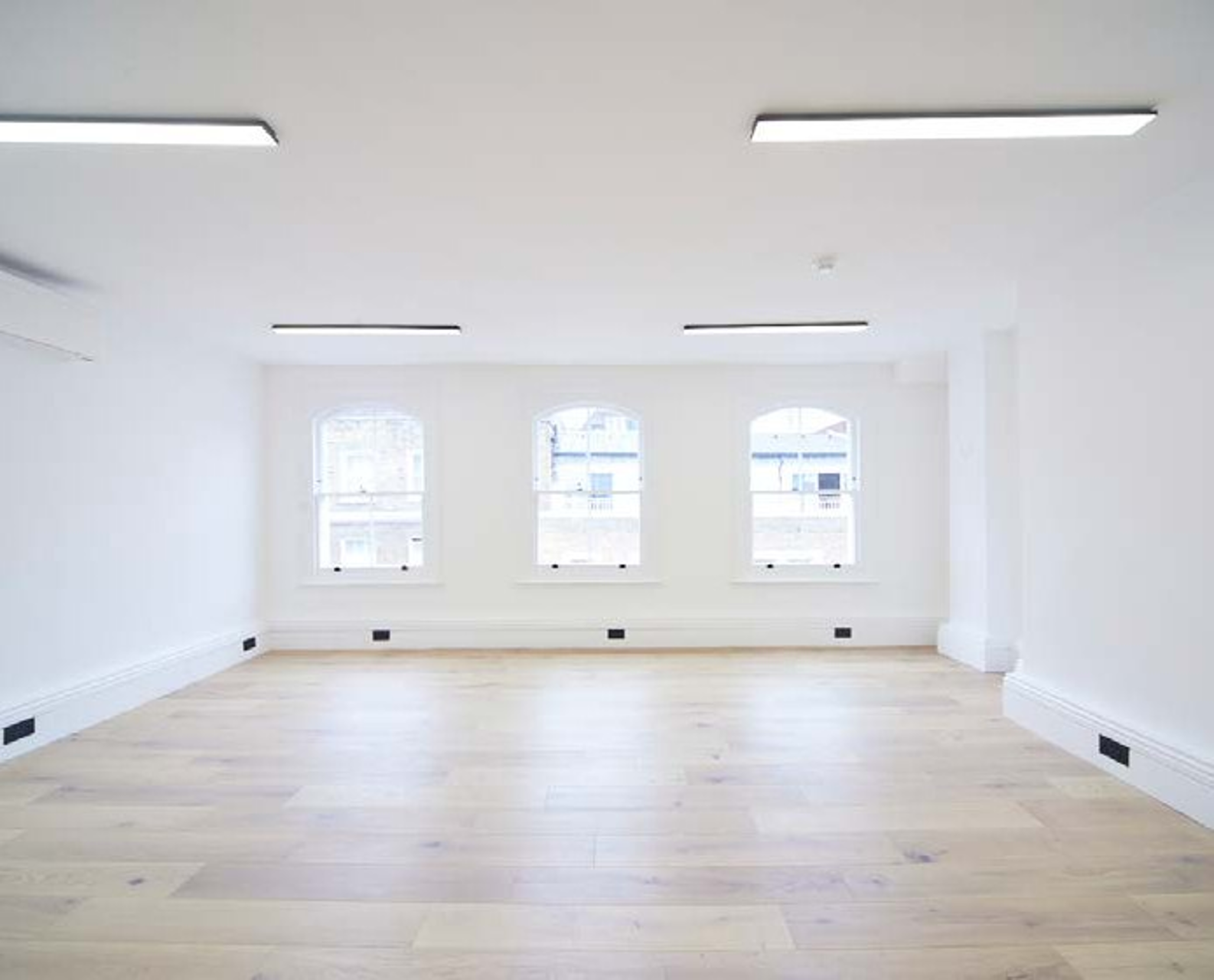 19 Gerrard Street photo 6
