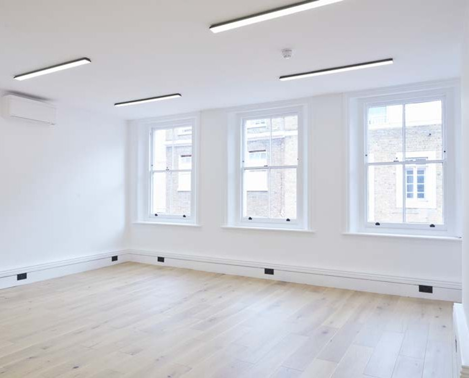 19 Gerrard Street photo 5