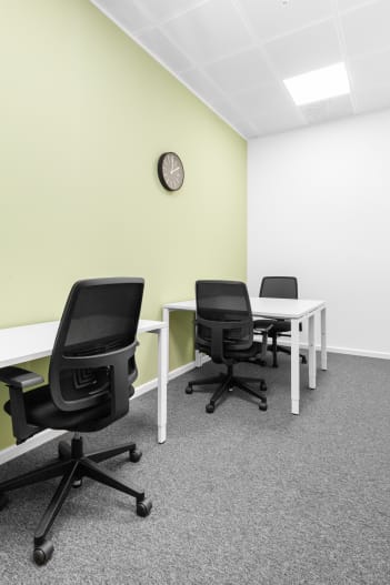 Business Park Building 2 photo 2