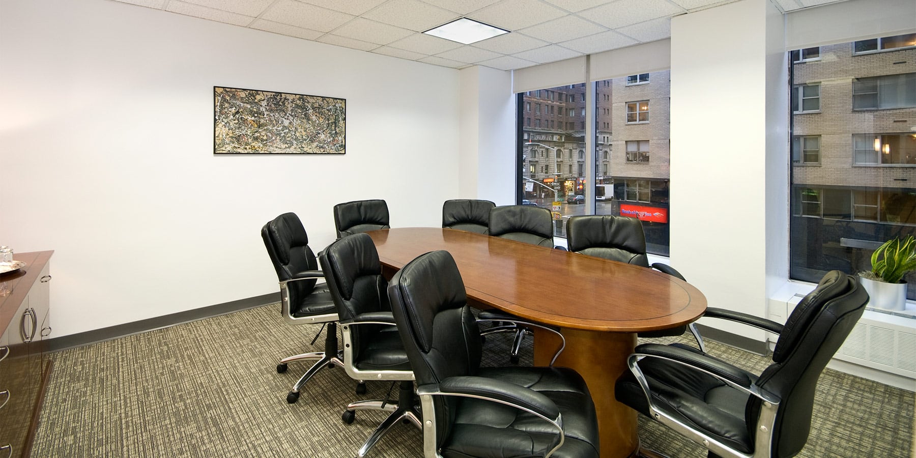 1350 Avenue of the Americas photo 2
