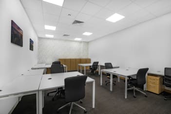 Lanarkshire Eurocentral photo 8