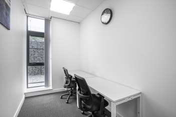 Cirrus Building photo 7