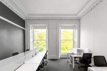 Woodside Place photo 6