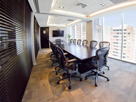 Las Artes Building photo 6