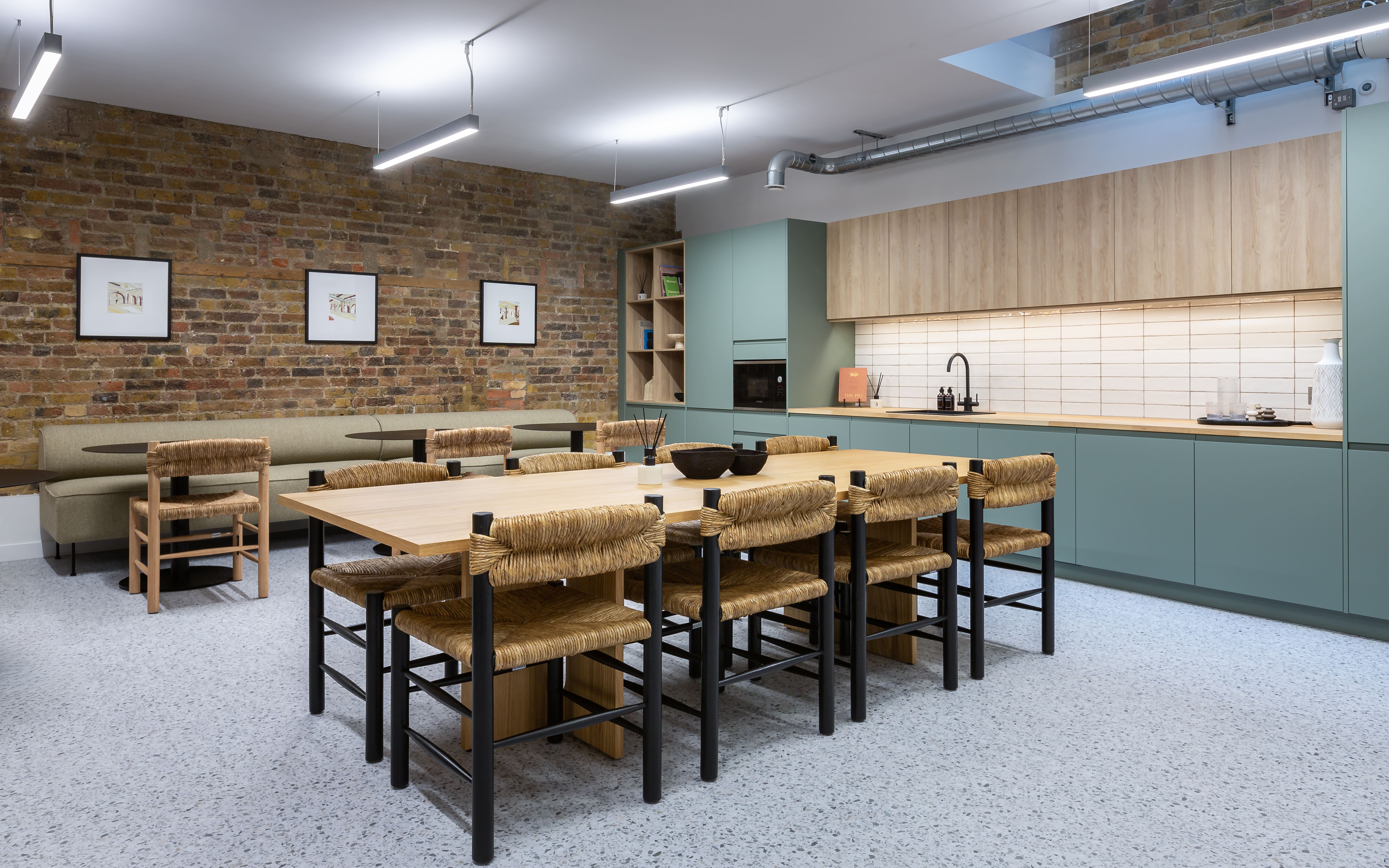2 Pear Tree Court photo 2