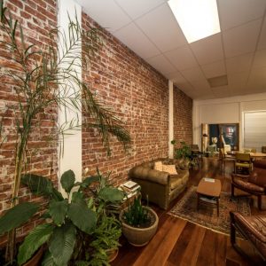21a Devon Street West photo 2
