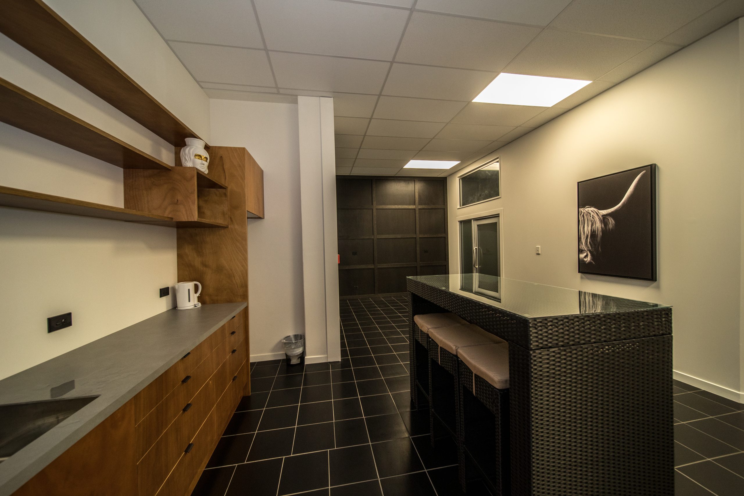 21 office 3 Devon Street West photo 6