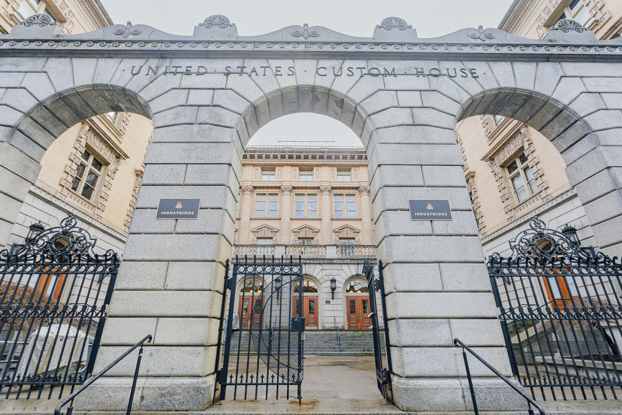 Portland - Custom House photo 8