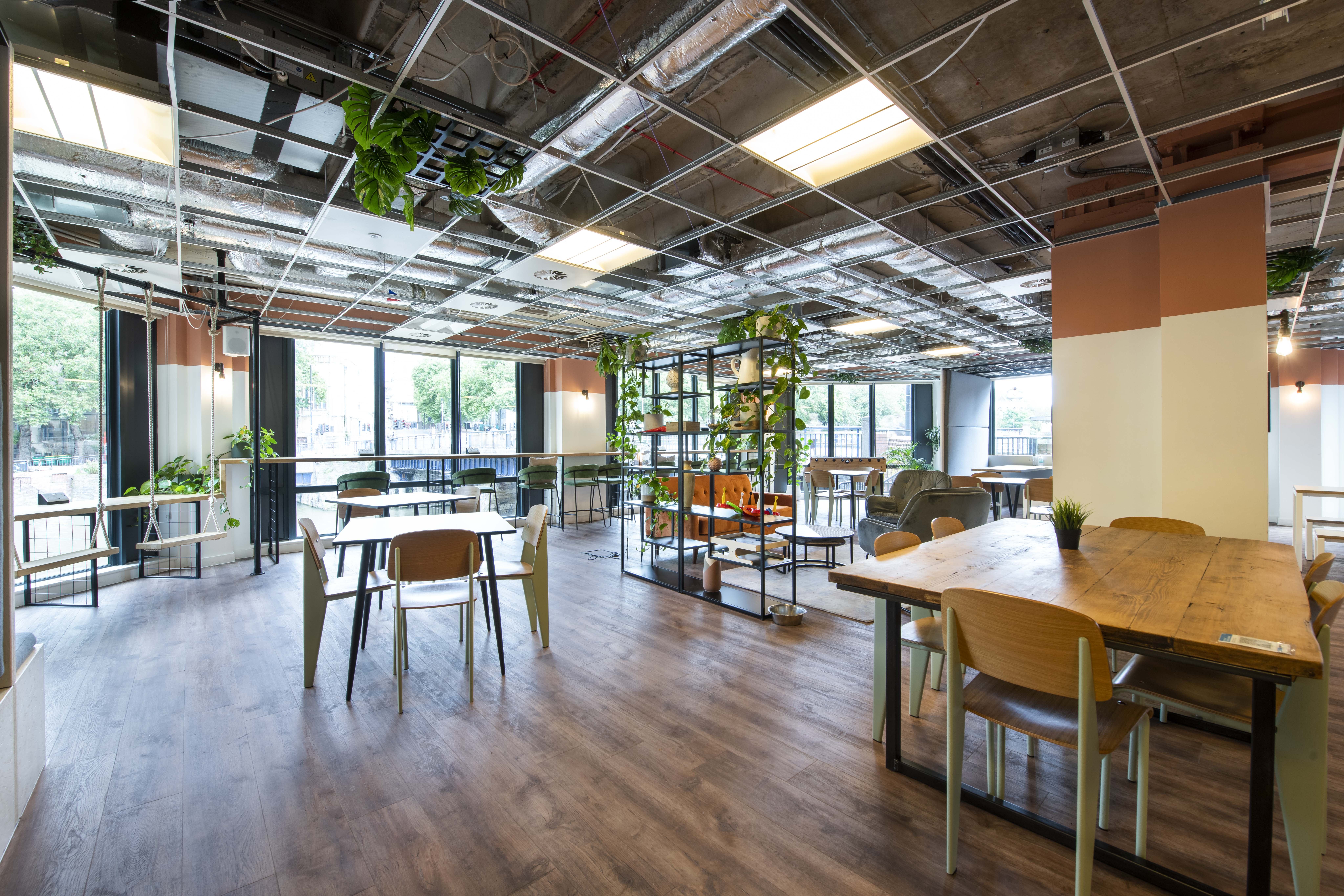 Runway East Bristol Bridge 