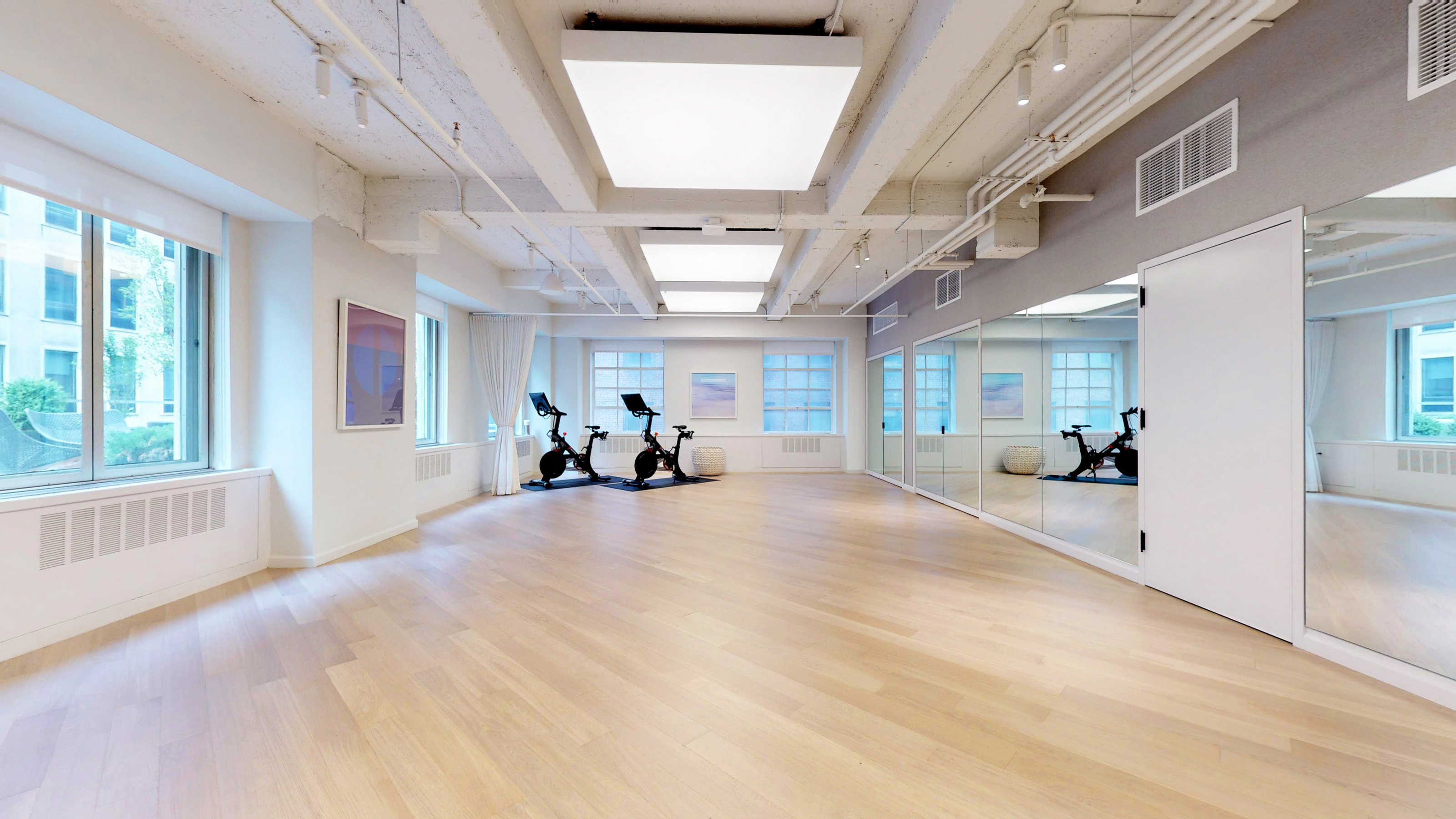 530 Fifth Avenue photo 7