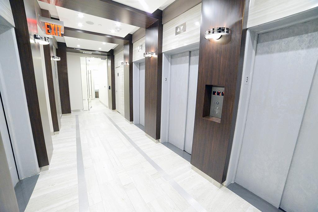 Madison Avenue photo 10