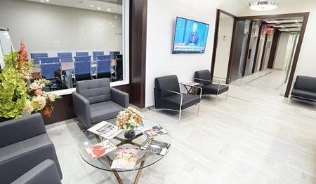 Madison Avenue photo 5