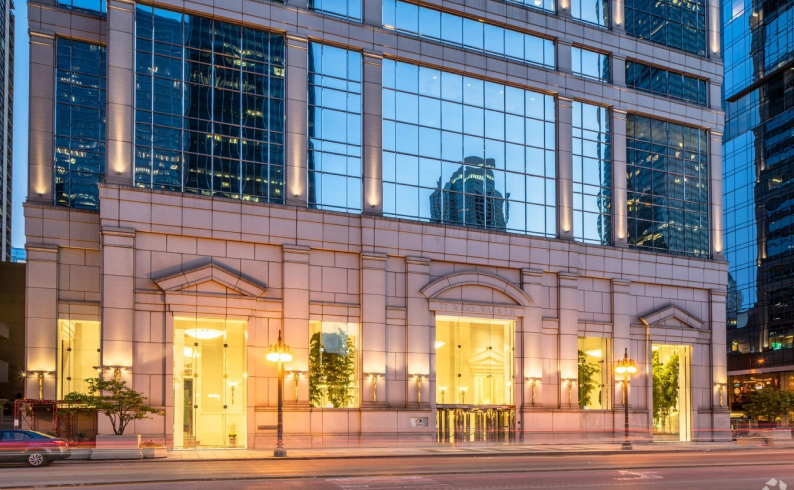 180 North LaSalle photo 9