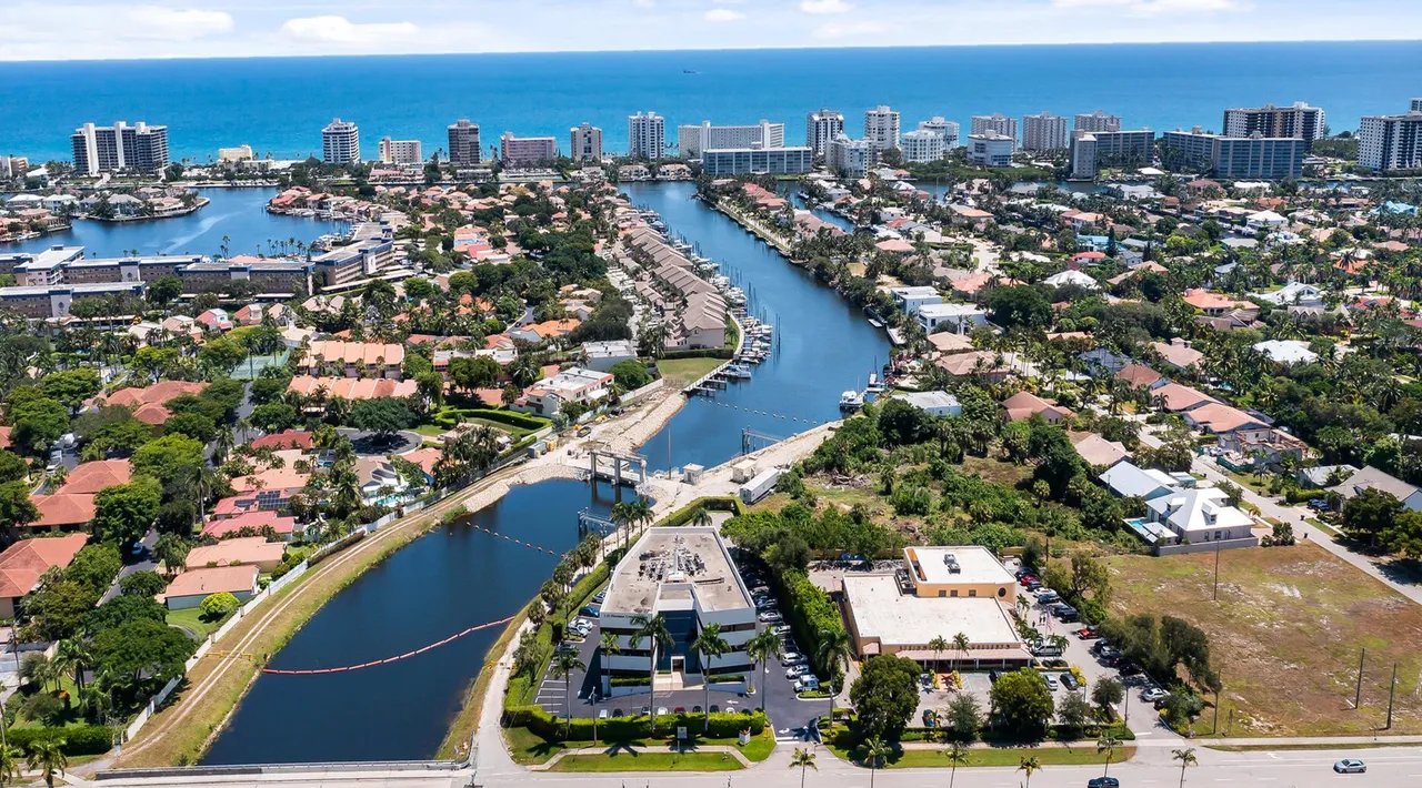 8000 N Federal Hwy - Boca Raton photo 5