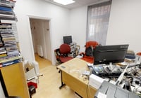 Centre 42 photo 4
