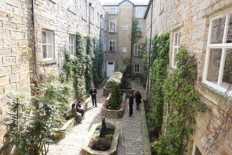 Lodge House photo 6