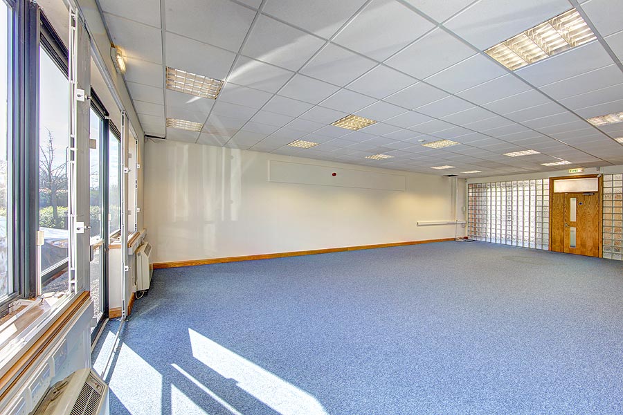 Quinton Court photo 2
